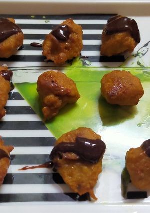 गुलगुले (gulgule recipe in marathi) रेसिपी चे मुख्य फोटो 