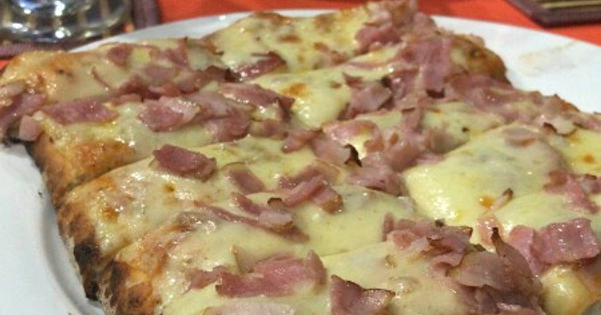 Pizza con panceta! 😋 Receta de Anhy 🌹 Cookpad