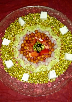 প্রোটিন স্যালাড (Protein salad recipe in bengali) রেসিপির প্রধান ছবি