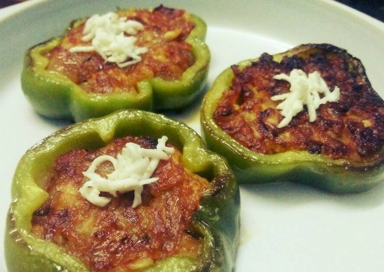 Stuffed capsicum rings