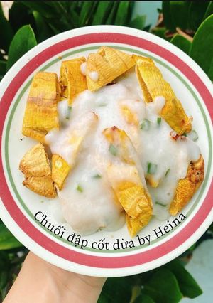 Hình của món Chuối đập nước cốt dừa.