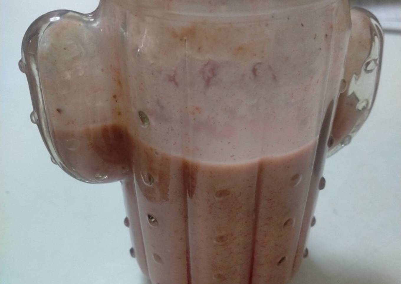 Banana strawberry smoothie