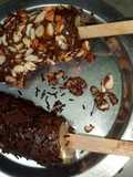 બનાના ચોકલેટ પૉપ(Banana Chocolate Pops Recipe In Gujarati)