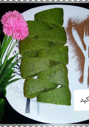 عکسی از دستور کیک اسفناج قابلمه ای بدون فر