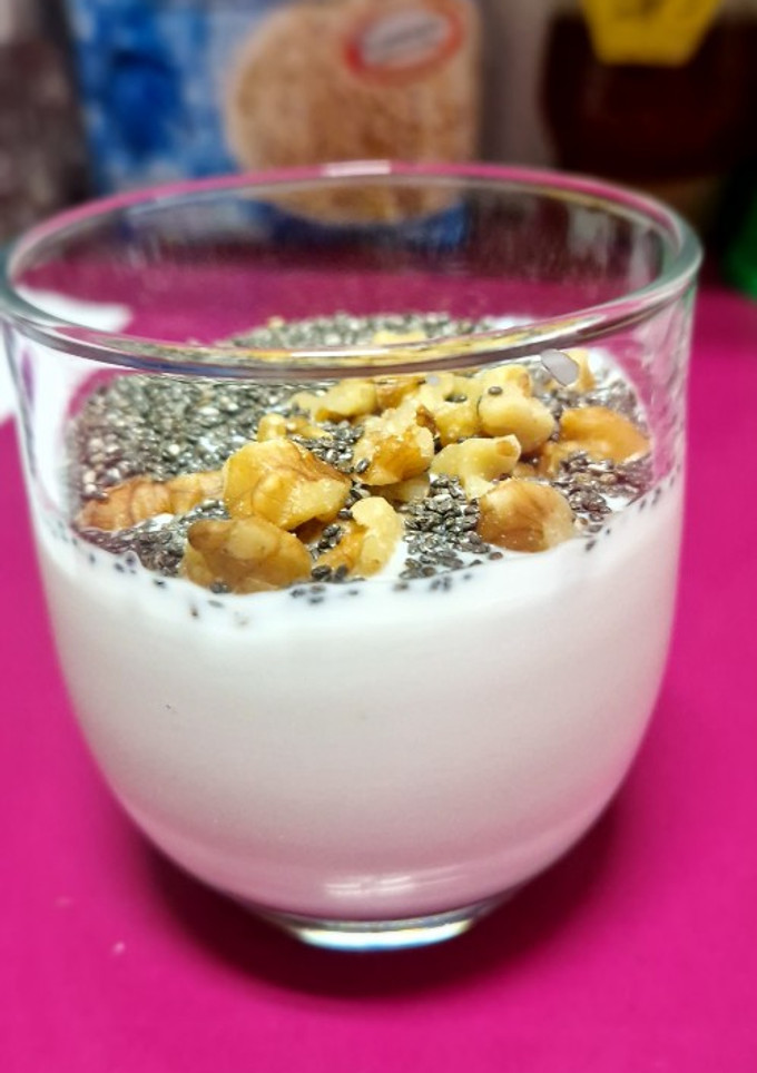 Una foto de Yogurt kéfir con nueces