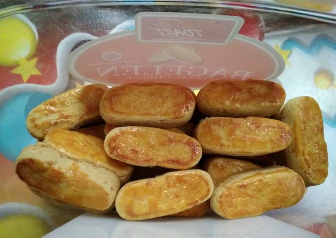 Resep: Kue keju sederhana (Kastengel) Praktis