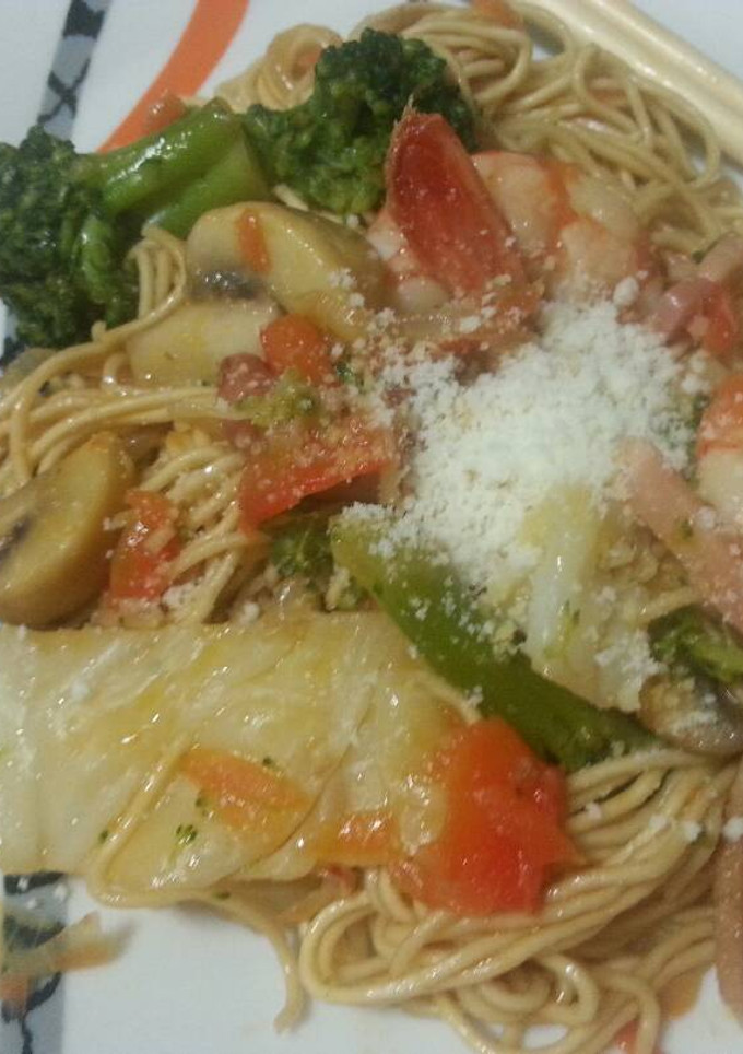 Una foto de Fideos fritos