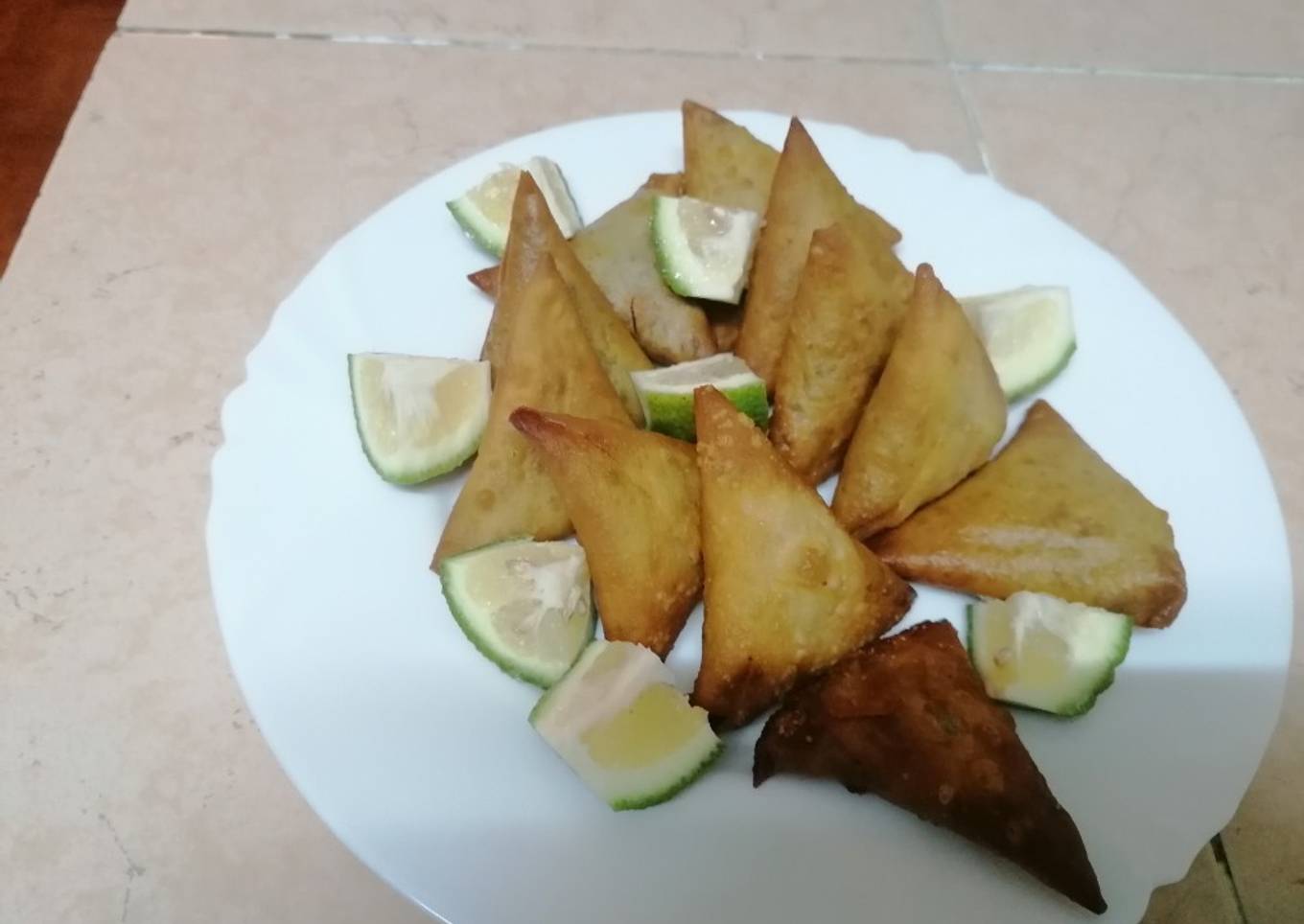 Meat samosas