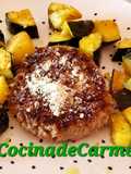 Calabacín salteado con queso y hamburguesa