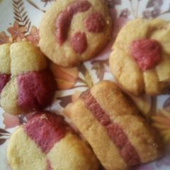 A picture of Biscuits pink and white biscuits without oven - without butter.