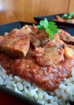 Foto principal de Arroz integral con carne y champiñones
