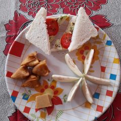 Simple healthy tiffin A picture of Simple healthy tiffin.
