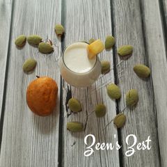 A picture of Mango and Green Almond Shake.