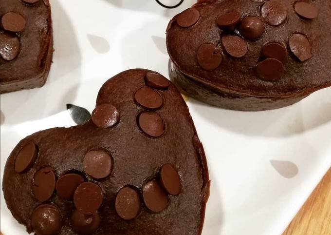 Petits fondants aux chocolats sans sucre et sans beurre