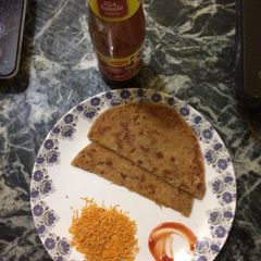 A picture of Potato bhujia Paratha.