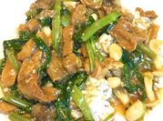 一張牛肉燴飯的照片