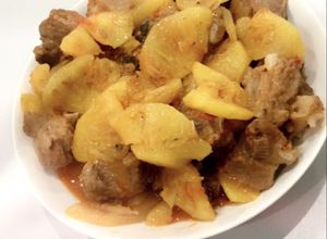 Hình của món Sườn xào chua ngọt, dứa cà chua.