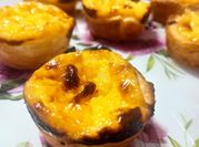 Una foto de pasteles de maíz