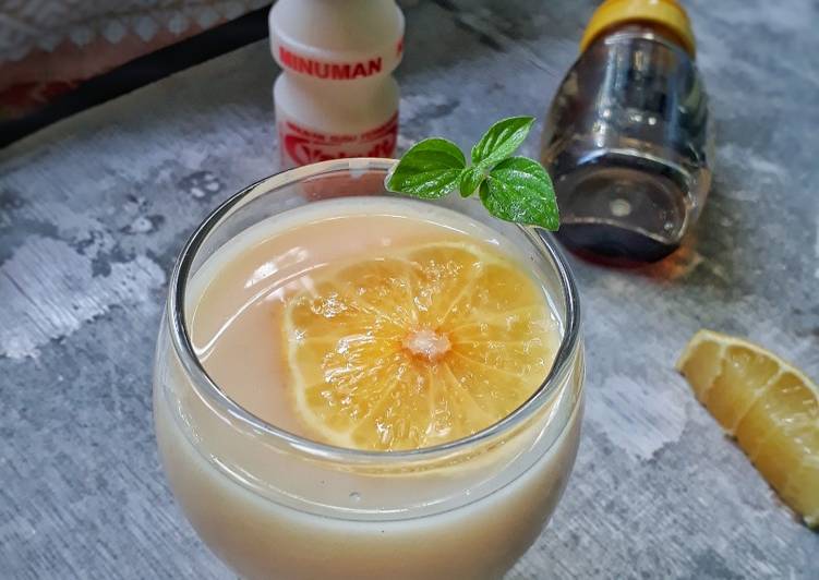 Cara Membuat Iced Honey Lemon Yakult Yang Enak