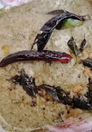 A picture of Nariyal ki chutney.