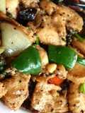 ผัดไก่พริกไทยดำ