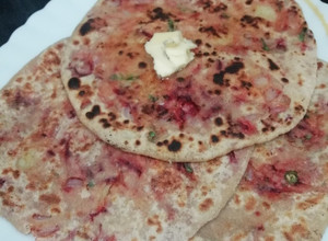 A picture of Beetroot Potato Paratha.