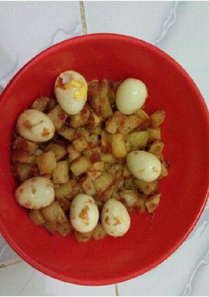 Foto resep Resep Tumis Kentang & Telur Puyuh