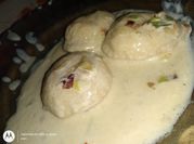 Una foto de pasta rellena con salmon