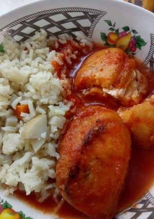 Una foto de Tortitas de plátano en salsa de chipotle