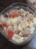 Ensalada de melón, tomate, queso y atún1