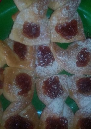 Una foto de Facturas ricas y fáciles