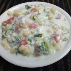 A picture of Dahi boondi salad.