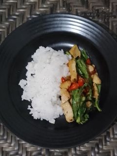 Foto resep Tumis ayam sawi