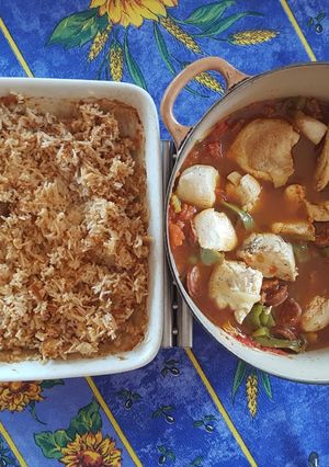 Une photo de Poulet basquaise