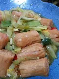 Foto resep Sosis Goreng Saus Labu Siam Pedas Manis