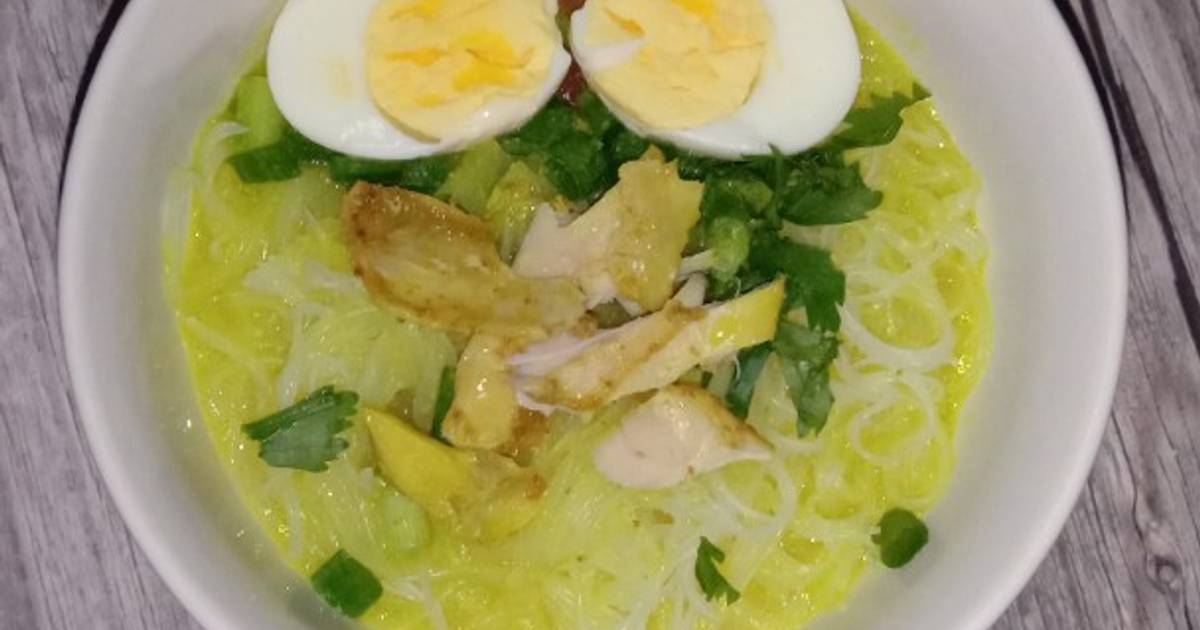 Resep Soto Ayam Simple 🫰 oleh ER's Kitchen Shorts - Cookpad
