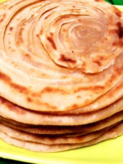 লেয়ার বা লাচ্ছা পরোটা(laccha parota recipe in Bengali) রেসিপির প্রধান ছবি