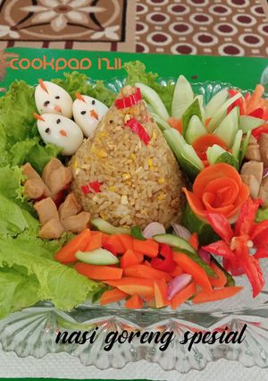 Foto resep Nasi goreng spesial ultah CP dan ultahku