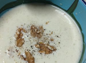Foto principal de Tarator - Sopa fría de pepino y yogur