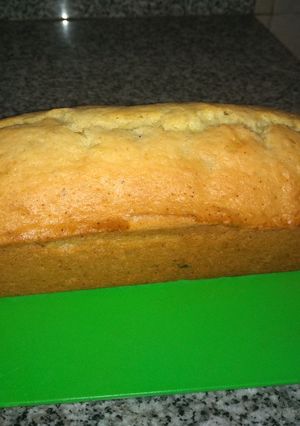Una foto de Budín de limón🍋