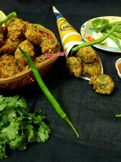 દાળવડા (Dalvada Recipe in Gujarati) (Jain) રેસીપી મુખ્ય ફોટો