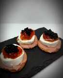 Canapés de queso de rulo