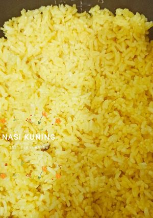 Foto resep 10. Nasi Kuning (Aron dan Kukus)
