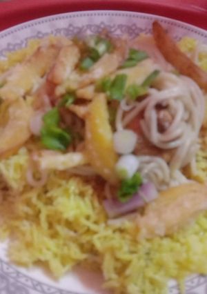 A picture of Chicken Burmese rice.