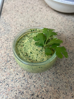 A picture of Cilantro Chutney (Dipping sauce)🍵.