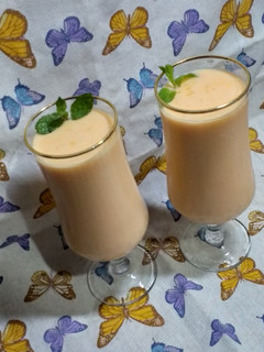 A picture of Banana milkshake.
