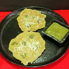 Sprouted Moong and Oats Chilla A picture of Sprouted Moong and Oats Chilla.
