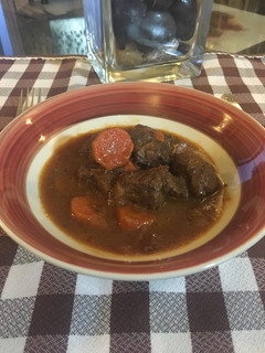 Una foto de Estofado de carne de ternera en olla rápida