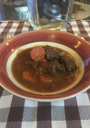 Foto principal de Estofado de carne de ternera en olla rápida