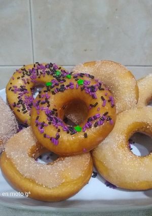 Una foto de Donas caseras 😋😋